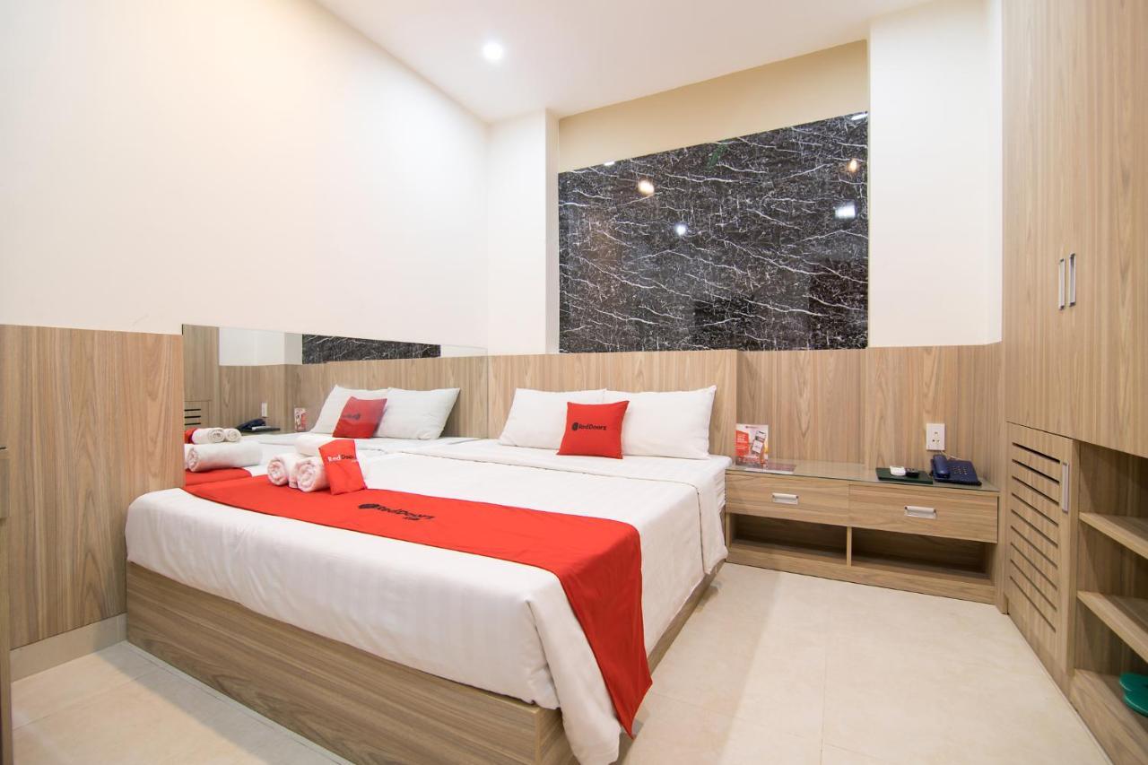 Love Hotel Tran Binh Trong Binh Thanh ホーチミン市 エクステリア 写真